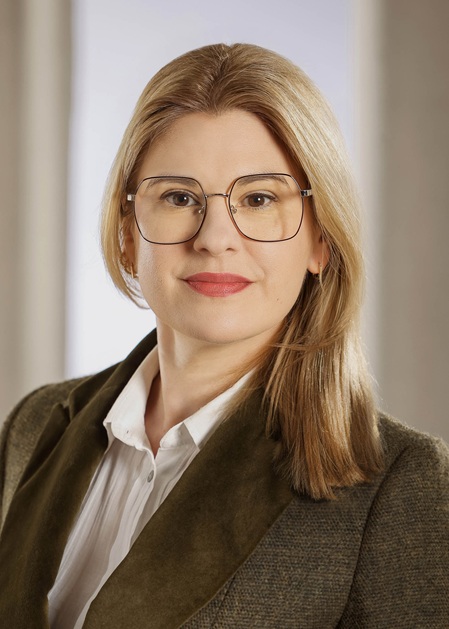 Dipl.-Ing. SANDRA WEINRAUCH